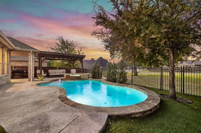 404 Lake Livingston Trail, McKinney TX 75071 - Photo 2