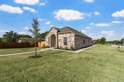 2201 UHL Road, Glenn Heights TX 75154 - Photo 3