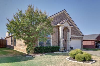 8308 Fall Crest Drive, Fort Worth TX 76053 - Photo 2