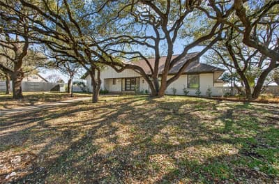 6873 Greenwich Lane, Dallas TX 75230 - Photo 2