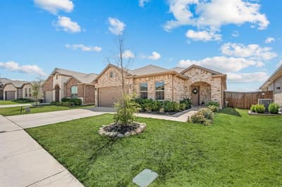 160 Tanager Drive, Rhome TX 76078 - Photo 2