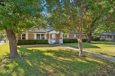 512 Brown Trail Court, Hurst TX 76053 - Photo 2