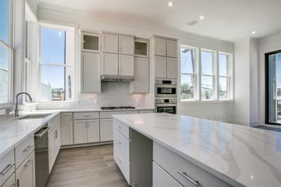 207 Carroll Street, Fort Worth TX 76107 - Photo 2