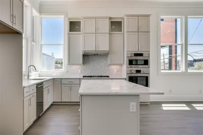 207 Carroll Street, Fort Worth TX 76107 - Photo 4