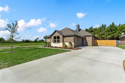 111 WATERCREST Lane, Glenn Heights TX 75154 - Photo 3