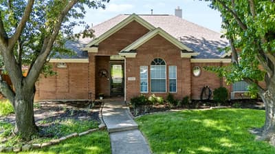 10209 Forrest Drive, Frisco TX 75035 - Photo 2