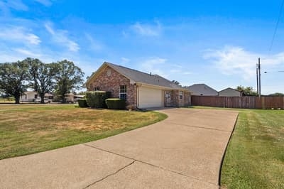 2701 Silver Spring Trail, Mount Pleasant TX 75455 - Photo 3