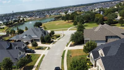 2615 Maverick Way, Celina TX 75009 - Photo 2