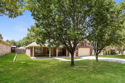 2217 Forest Park Circle, Mansfield TX 76063 - Photo 2