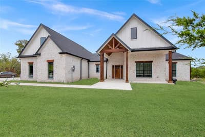 1179 Robertson Road, Whitewright TX 76273