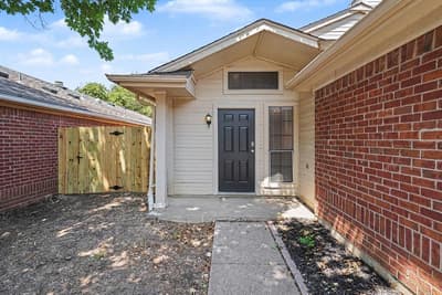 4747 Poppy Drive E, Fort Worth TX 76137 - Photo 3