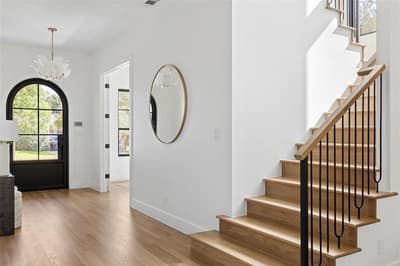 6054 Penrose Avenue, Dallas TX 75206 - Photo 2