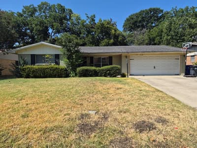 2227 Hanover Drive, Waco TX 76710 - Photo 2