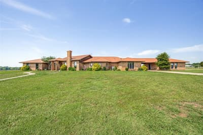 105 Sammi's Way, Whitesboro TX 76273 - Photo 2