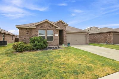 2908 Royal Acres, Denton TX 76209 - Photo 2