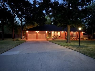 1403 Greenwood Drive, Denton TX 76209 - Photo 4