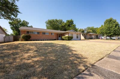 818 Emberwood Drive, Dallas TX 75232 - Photo 2