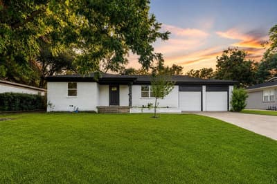 1026 Park Center Street, Benbrook TX 76126