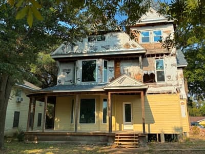211 N Pleasant Street, Hillsboro TX 76645 - Photo 2
