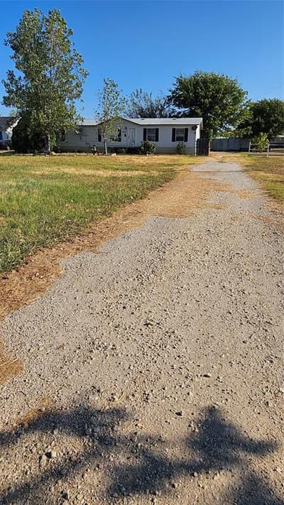 8913 Holly Road, Alvarado TX 76009 - Photo 3