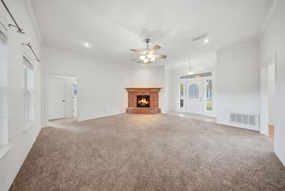 400 S College Street, Pilot Point TX 76258 - Photo 5
