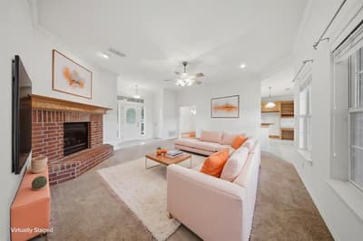 400 S College Street, Pilot Point TX 76258 - Photo 4