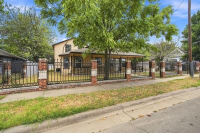 1103 Chase Avenue, Cleburne TX 76031 - Photo 3