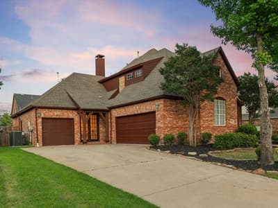 4332 Milsop Drive, Carrollton TX 75010 - Photo 2