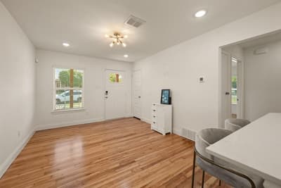 4096 Merida Avenue, Fort Worth TX 76110 - Photo 5