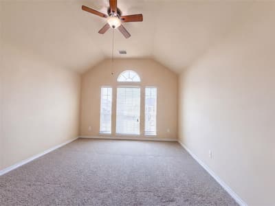 409 Lone Oak Court, Kennedale TX 76060 - Photo 4