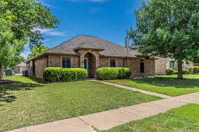 108 Oak Hollow Lane, Red Oak TX 75154 - Photo 2