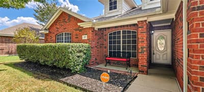 557 Willowview Drive, Saginaw TX 76179 - Photo 3