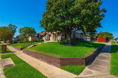 3824 Fox Hollow Drive, Bedford TX 76021 - Photo 3