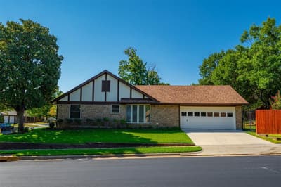 3824 Fox Hollow Drive, Bedford TX 76021 - Photo 5
