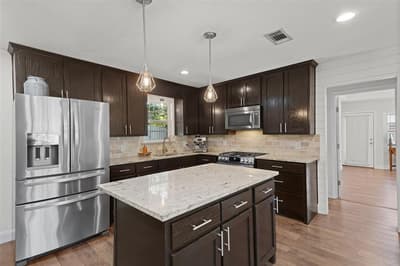 300 E Pecan Street, Aubrey TX 76227 - Photo 4