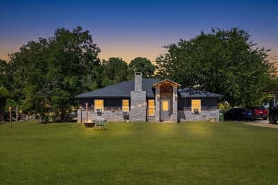 4506 Garden View Drive, Granbury TX 76049 - Photo 3