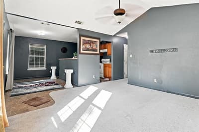 2335 Bethurum Avenue, Dallas TX 75215 - Photo 2