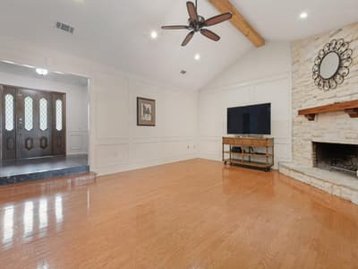 618 Brent Drive, Arlington TX 76012 - Photo 3