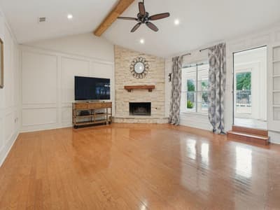 618 Brent Drive, Arlington TX 76012 - Photo 4