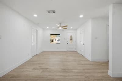 5508 Alter Drive, Fort Worth TX 76119 - Photo 5