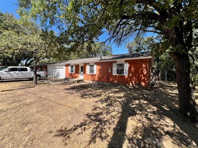 115 Burl Street, Corinth TX 76208 - Photo 3