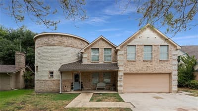 813 Beacon Hill Drive, Irving TX 75061