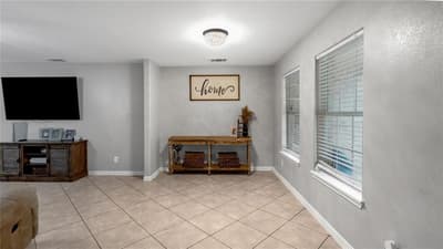 813 Beacon Hill Drive, Irving TX 75061 - Photo 4