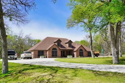 286 W Ridge Street, Decatur TX 76234 - Photo 2