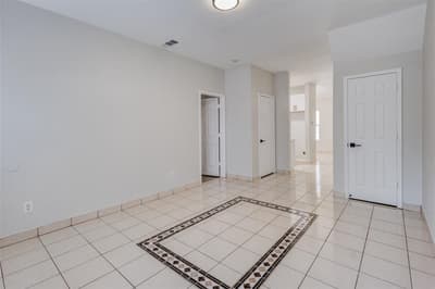 1213 College Street, Grand Prairie TX 75050 - Photo 4
