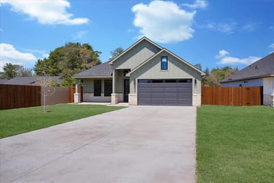 5621 Oak Grove Road N, Fort Worth TX 76134 - Photo 2