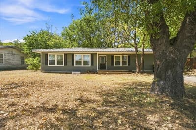544 N Dison Drive, Robinson TX 76706