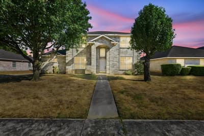 467 Orchard Hill Drive, Cedar Hill TX 75104 - Photo 2