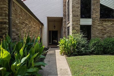 3827 Ashbury Lane, Bedford TX 76021 - Photo 2