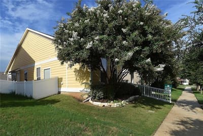 9109 Nathaniel Drive, Providence Village TX 76227 - Photo 4